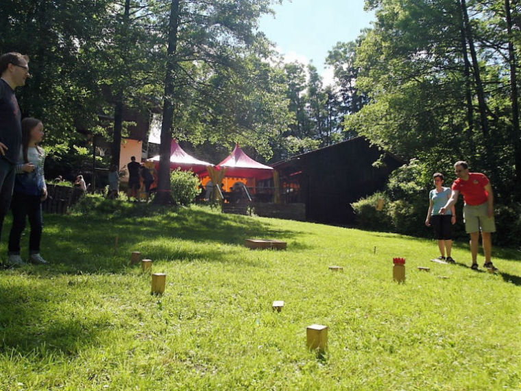 Kubb spielen